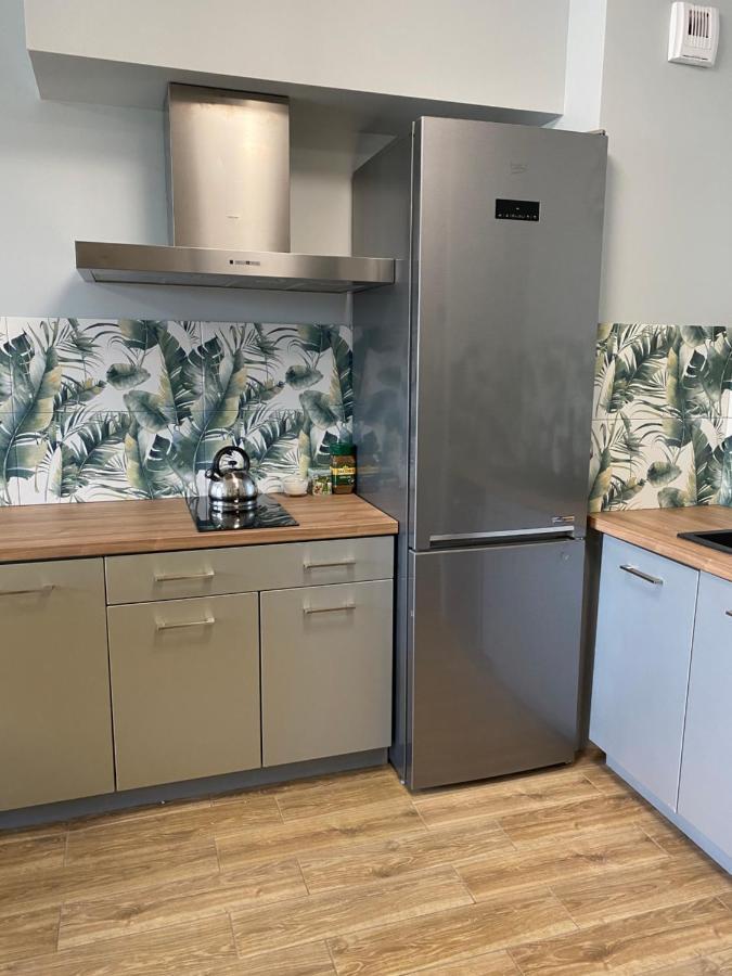 2 Tyskie Apartamenty Z Ogrodkiem Tychy Exteriér fotografie