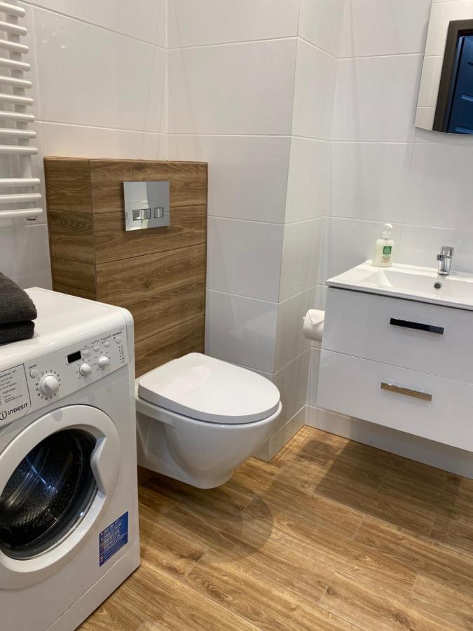 2 Tyskie Apartamenty Z Ogrodkiem Tychy Exteriér fotografie