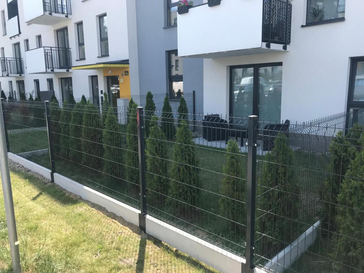 2 Tyskie Apartamenty Z Ogrodkiem Tychy Exteriér fotografie