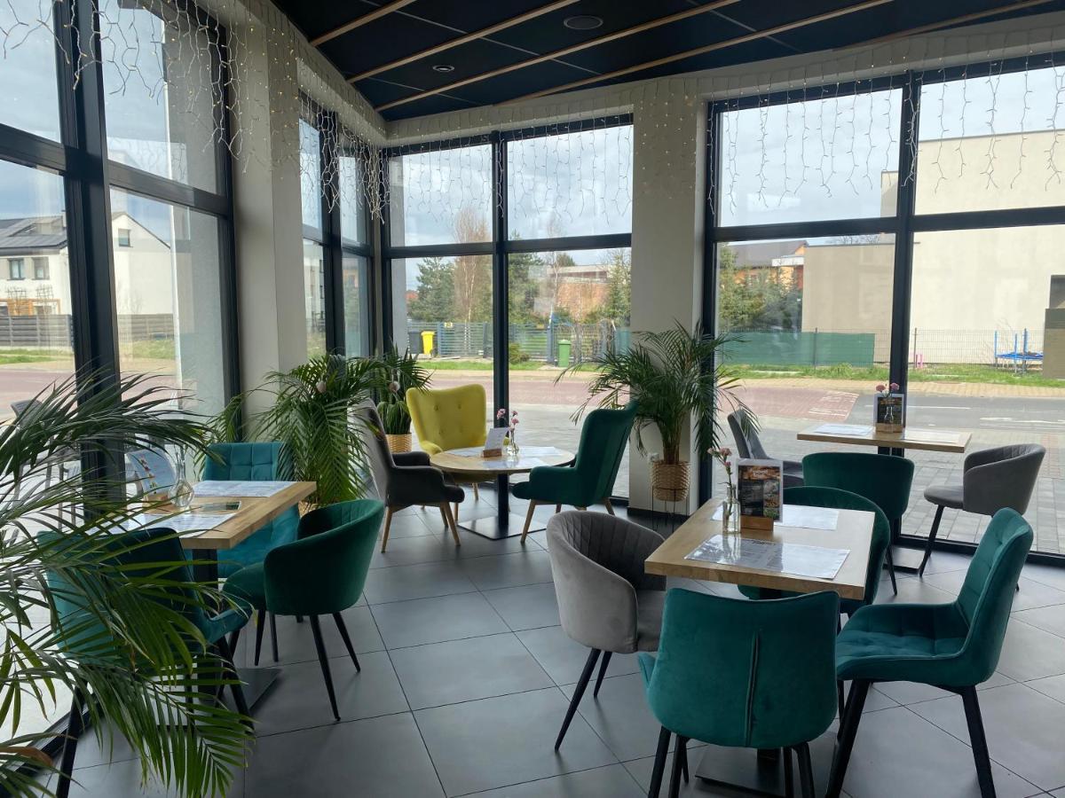 2 Tyskie Apartamenty Z Ogrodkiem Tychy Exteriér fotografie