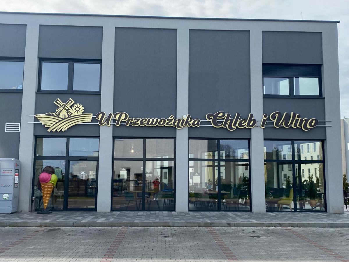 2 Tyskie Apartamenty Z Ogrodkiem Tychy Exteriér fotografie