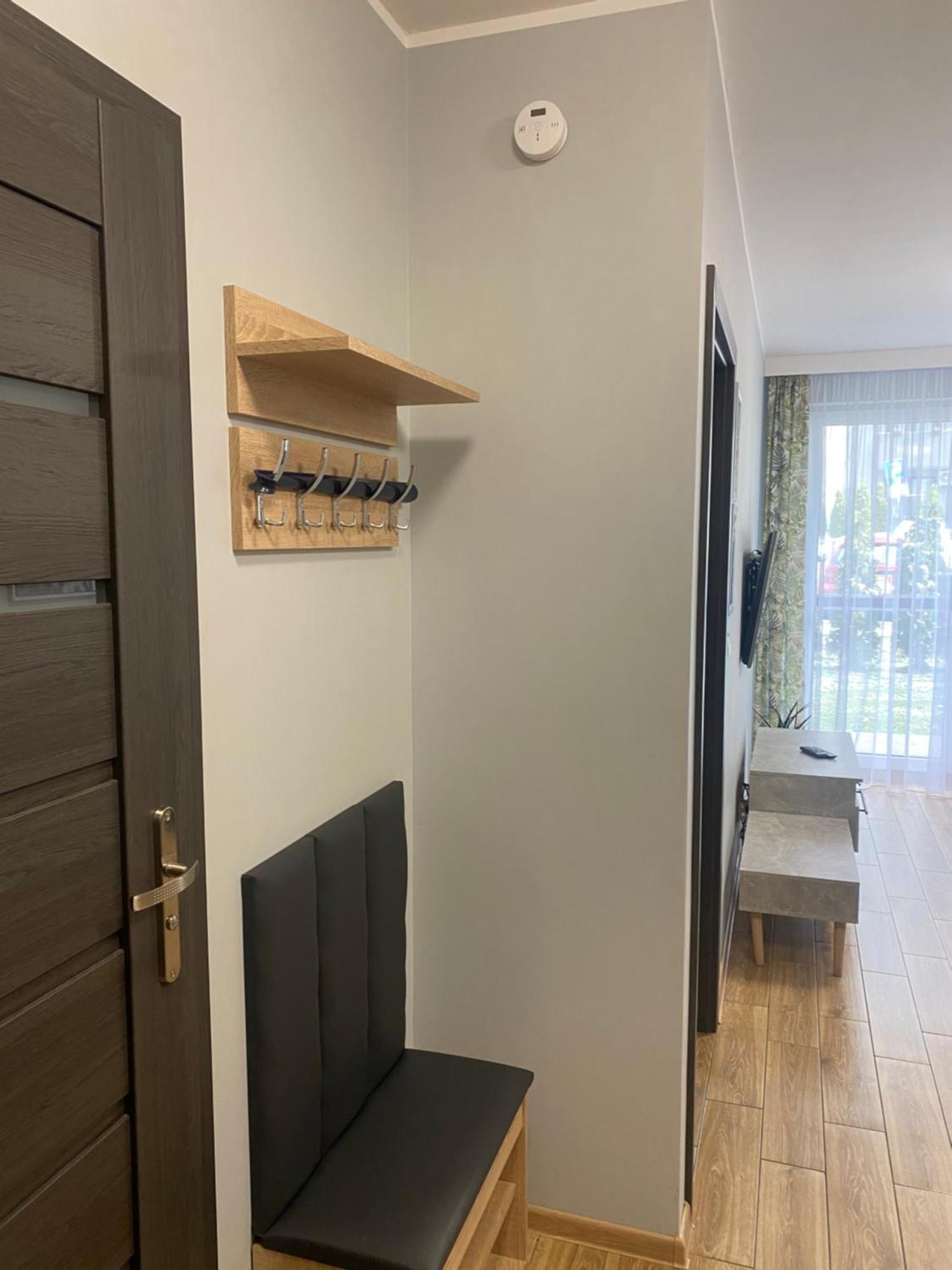2 Tyskie Apartamenty Z Ogrodkiem Tychy Exteriér fotografie