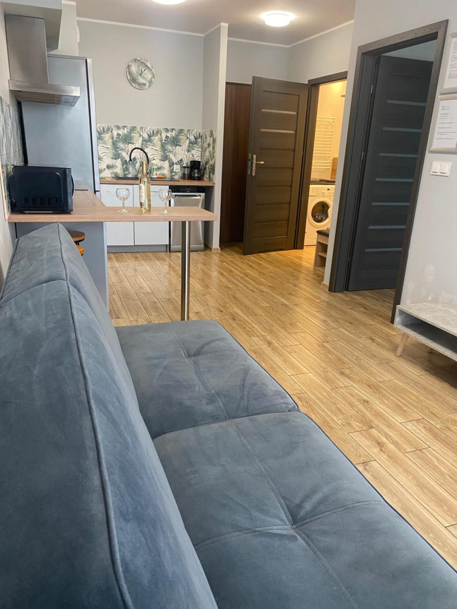 2 Tyskie Apartamenty Z Ogrodkiem Tychy Exteriér fotografie