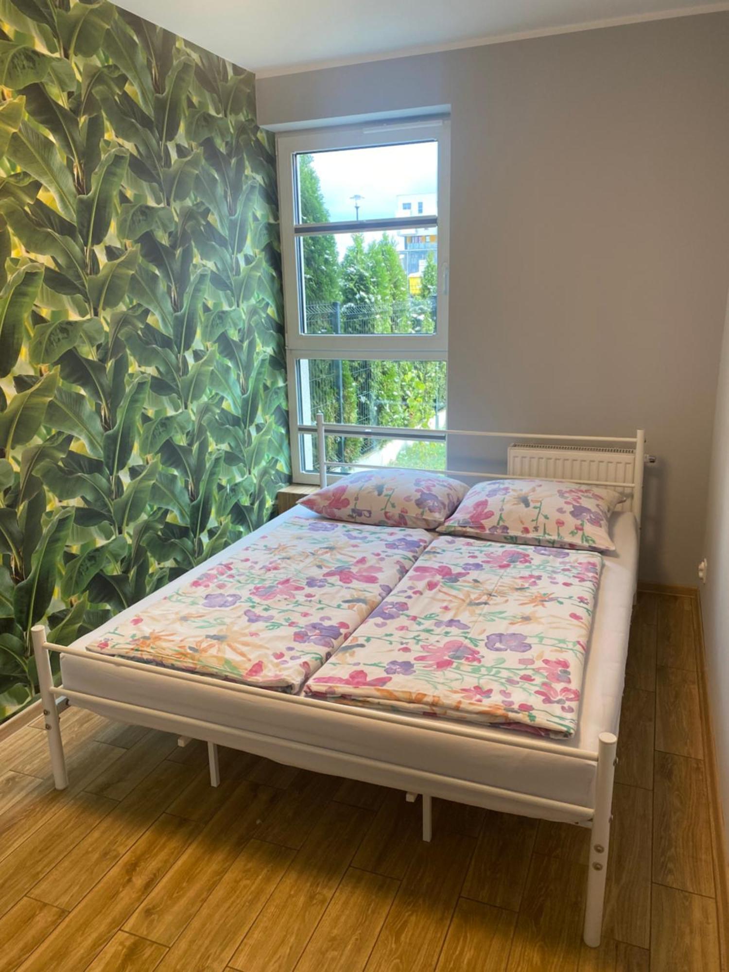 2 Tyskie Apartamenty Z Ogrodkiem Tychy Exteriér fotografie